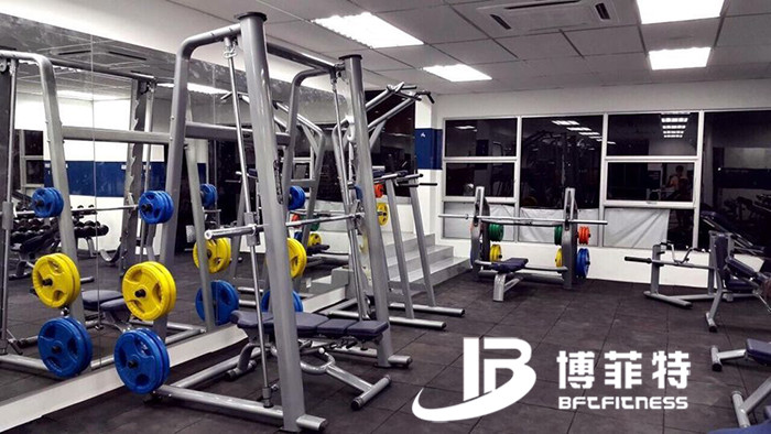 马来西亚客户健身房案例 广州健身器材厂家批发