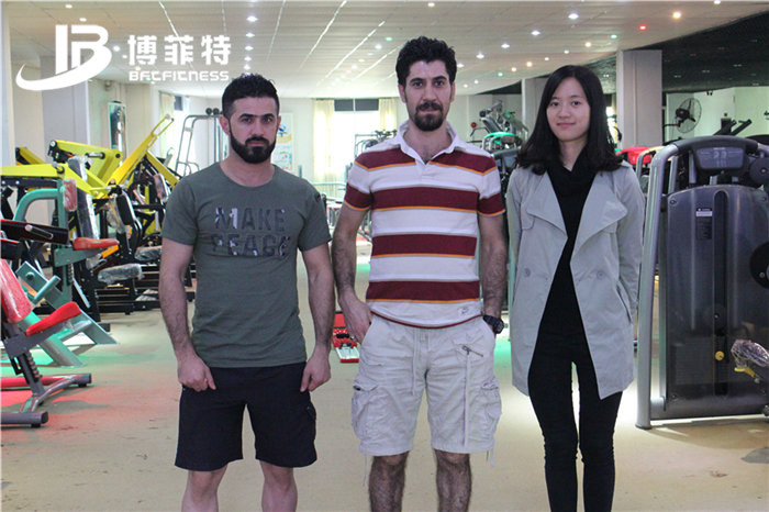 伊拉克客户来中国广州博菲特健身器材有限公司进口健身器材