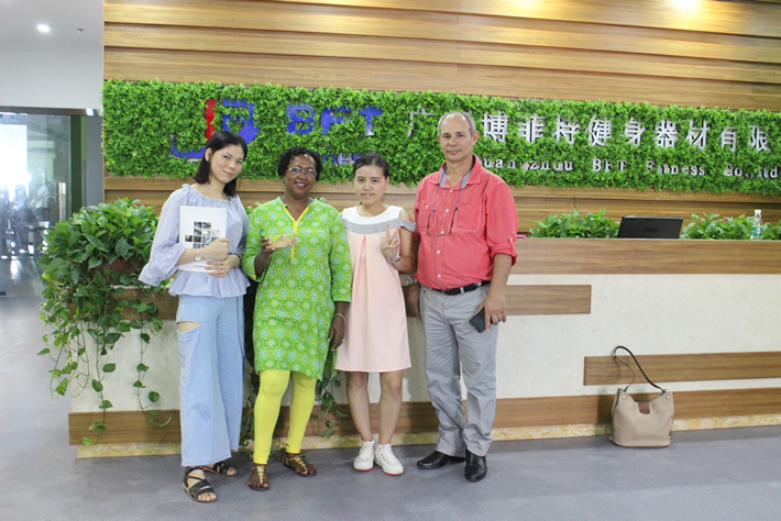 莫桑比克来中国进口博菲特商用健身房器材